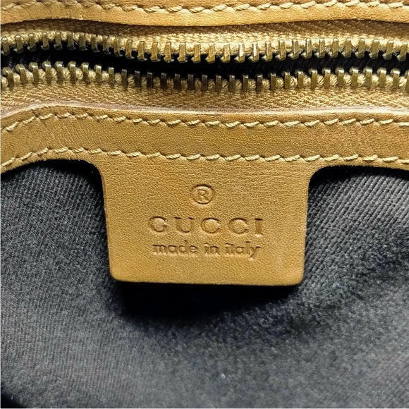 Gucci Canvas Shoulder Bag - Picture 8 of 13